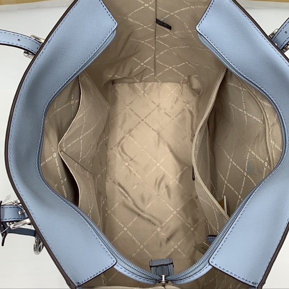 Michael Kors Gilly Large Drawstring Travel Tote NWT - Picture 13 of 16